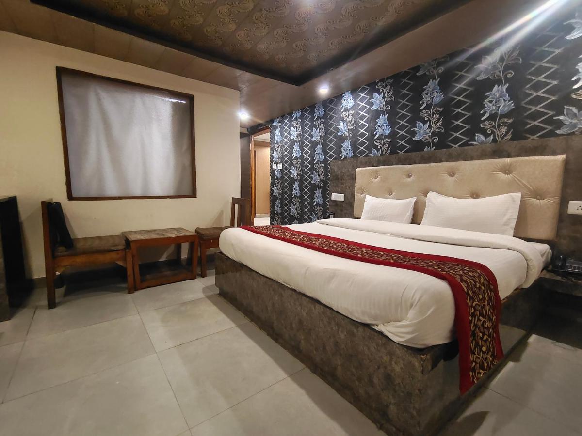Magic Stays - Shimla Royale - Free Pickup From Railway Station Шимла Экстерьер фото